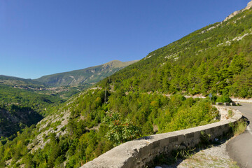 Fototapeta na wymiar Gole di Fara di San Martino e abbazia di San Martino. Parco Nazionale MaiellaAbruzzo, Italy