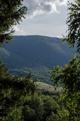 Fototapeta na wymiar Panorama z połoniny Caryńskiej 