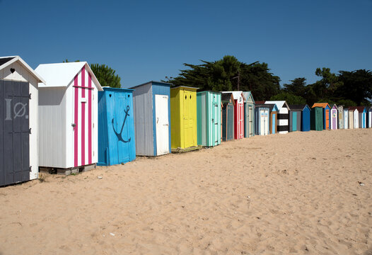 Cabane de plage où les baigneurs se changent sur l'île d'Oléron en France