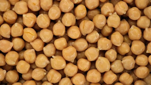 Canned Chickpeas top view, rotation