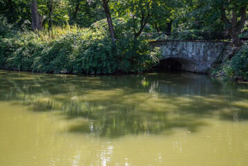 a bridge in the lake 