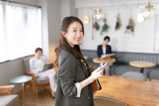 ビジネス・女性