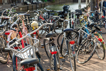 Fototapeta na wymiar Amsterdam bikes