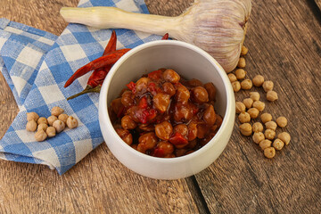 Baked chickpea with tomato sauce