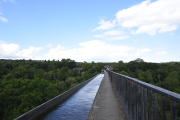 the canal on top of the Pontcysyllte aqueduct 