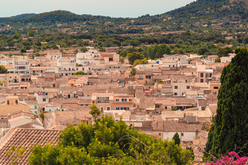 Blick auf Arta, Spanien von oben