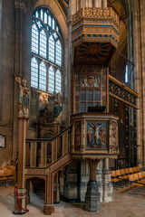 view of the elaborate pulpit in the central nave of the Canterbury Cathedral