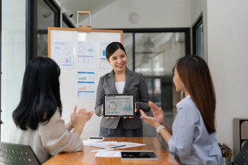 businesswoman mentor boss leader report share idea startup project presentation corporate training...