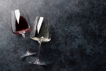 White and red wine glasses