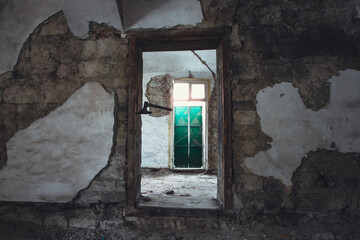 Fototapeta na wymiar Old abandoned forgotten historical mansion, inside view.