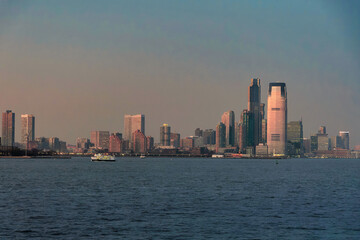 Manhattan skyline al tramonto