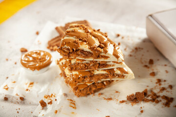 Caramel crushed biscuit stuffed naan