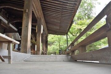 境内、お寺、木造建築、日本の伝統、日本建築