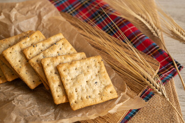 雑穀クラッカー