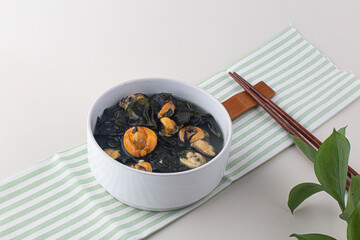 mussels seaweed soup Korean food