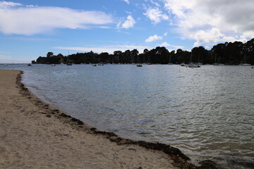 La plage de Bénodet le long de l'océan atlantique, village de Benodet, département du Finistère, Bretagne, France