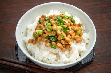 日本の伝統和食、納豆