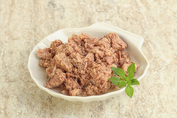 Canned tuna fish for salad