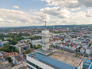 Obraz premium Großstadt Bielefeld Telekom Fernmelde Hochhaus H1 Antennenträger am Kesselbrink Luftaufnahme Nordrhein-Westfalen Deutschland
