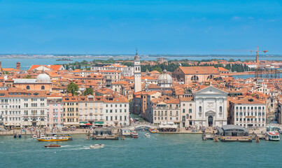 Fototapeta na wymiar Vue de Venise depuis l'église de San Giorgio Maggiore. 