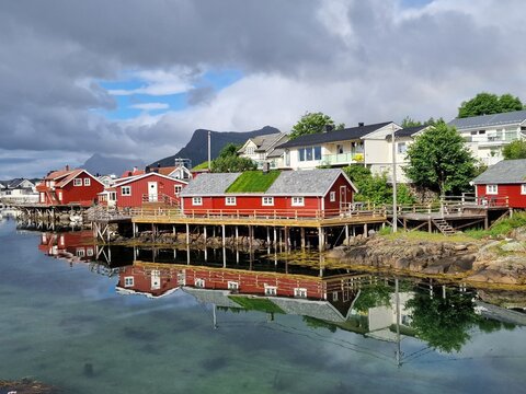 houses on the river in lofotenisland