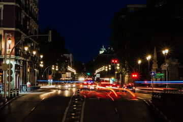 Fototapeta na wymiar światła wieczorne miasta madryt