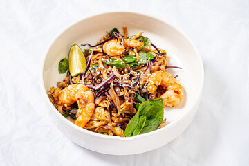 Pad thai (stir-fried rice noodles with shrimps) - thai food