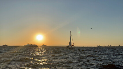 Fototapeta premium sunset over the sea