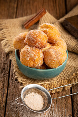 Bowl with rain cookies. In Brazil known as 