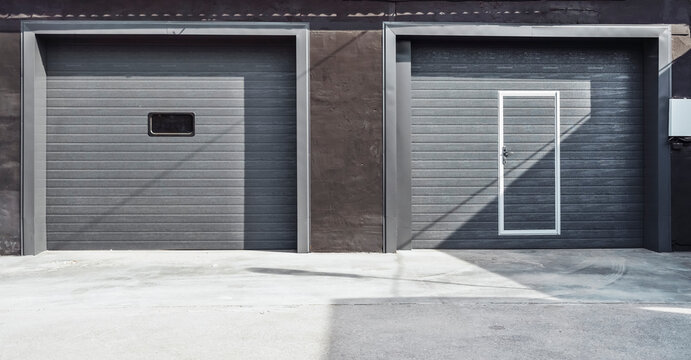 Garage Doors, Vehicle roller door set in wall