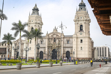 Fototapeta na wymiar Main Square of Lima