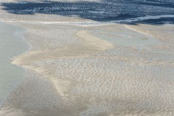 vue a&eacute;rienne de la Baie de Somme en France