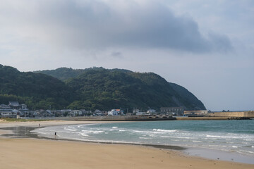 海の中道から眺める志賀島と玄界灘