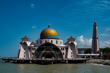 Fototapeta na wymiar Malaysia, July 10, 2022 - Floating mosque in Malacka Malacce Malaisia