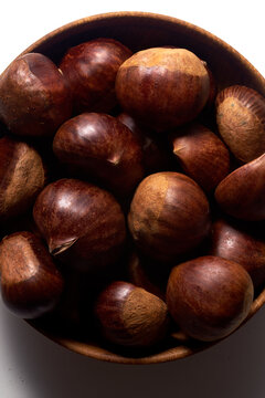 Uncooked chestnuts