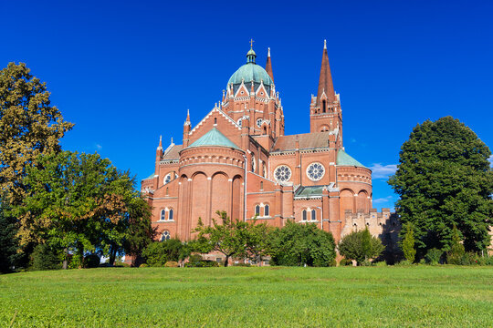The cathedral in Đakovo town, Croatia
