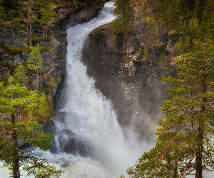 Kleivafossen or Colliding Waterfall, a beautiful waterfall in Norway with mountain views