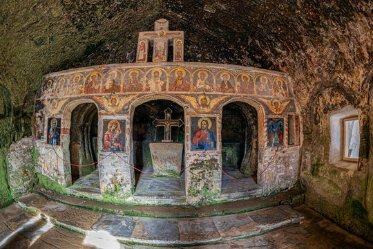 Interior of the Stone Crows Monastery, Village of Jgheaburi, Corbi commune, Argeș county, Romania