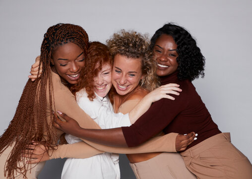 Portrait Of Large Group Of Multiethnic Women Friends

