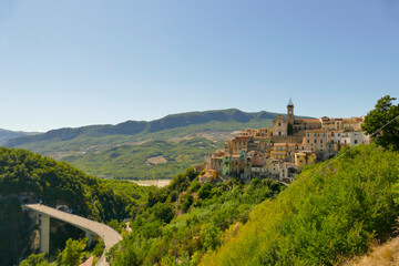 Fototapeta na wymiar Panorama tipico dell'Abruzzo. Italy