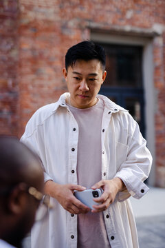 Guy listening and paying attention to acquaintance