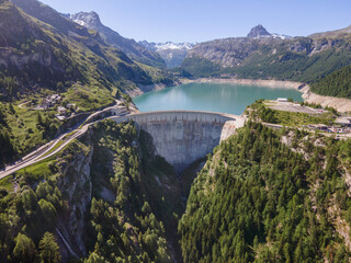 renewable energy, water dam in Tignes, France