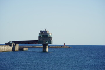 Fototapeta premium オホーツク海とオホーツクタワー