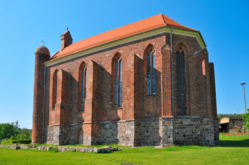 Fototapeta premium Church of Saint Stanislw Kostka (former Templar chapel) at Chwarszczany, West Pomeranian voivodeship, Poland.
