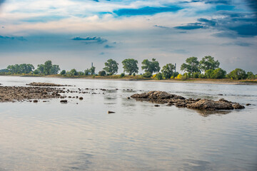 Rhein Niedrigwasser