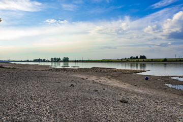Rhein Niedrigwasser