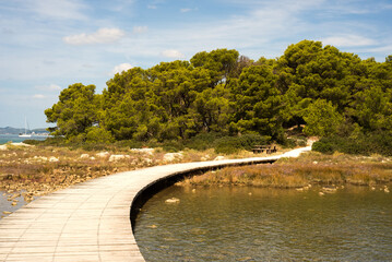 wooden boardwalk to an island in croatia