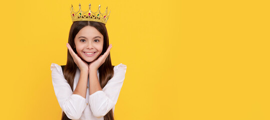 expressing smug. arrogant princess in tiara. proud teen girl smiling. Child queen princess in crown horizontal poster design. Banner header, copy space.