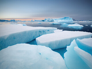 icebergs floating in the Antarctic ocean