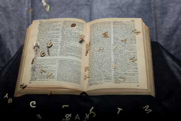 Fototapeta premium Dislessia disturbo dell'apprendimento e difficoltà nella lettura